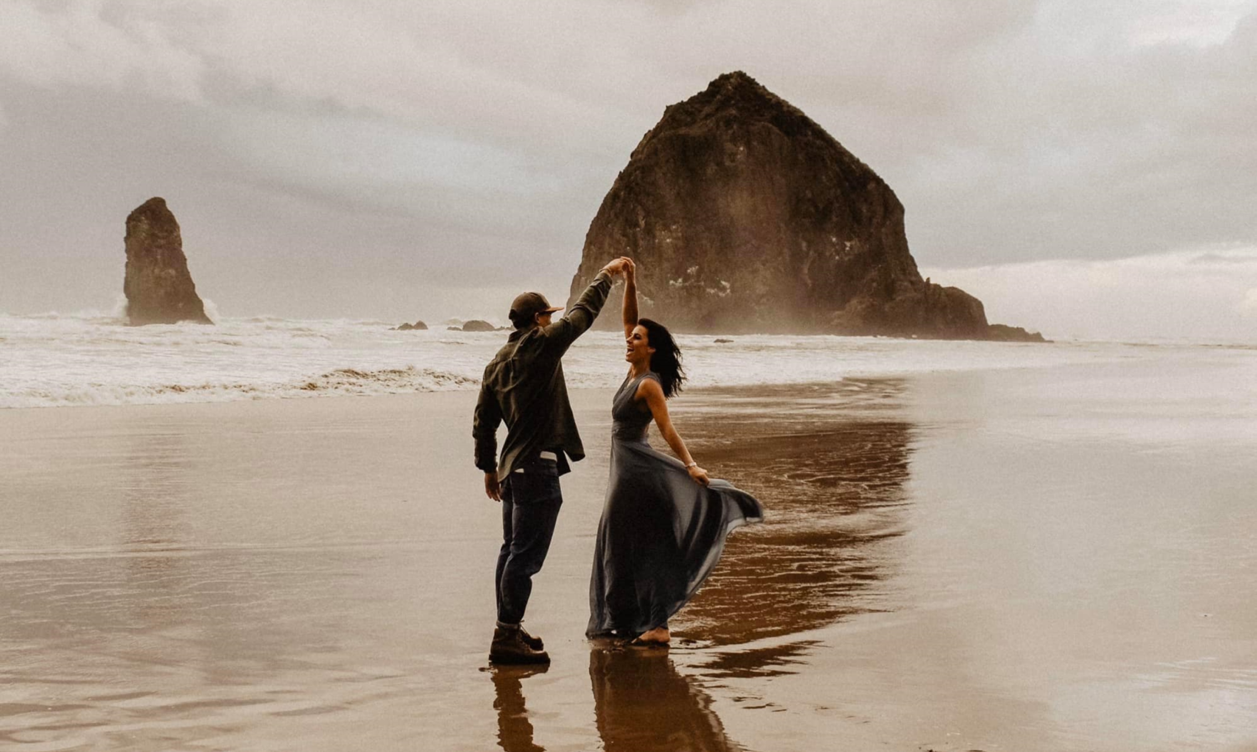 Dancing_on_Cannon_Beach3_by_hannahrossdukes_RR_9187bbcc-5876-445f-9f86-ce2c51ddb1bd.jpg